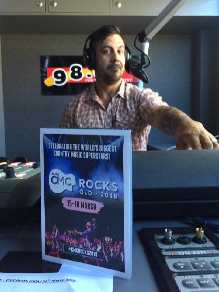 29216807_1992985067395874_2018667983032499541_n